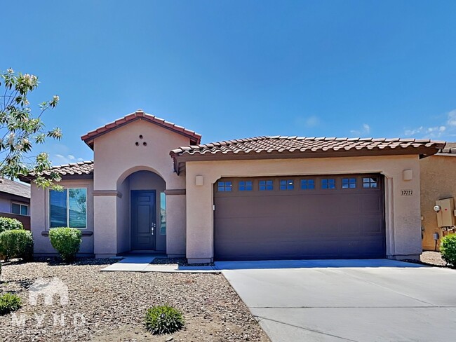Photo - 17027 W Echo Ln House