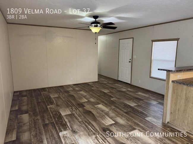 Photo - 1809 Velma Rd