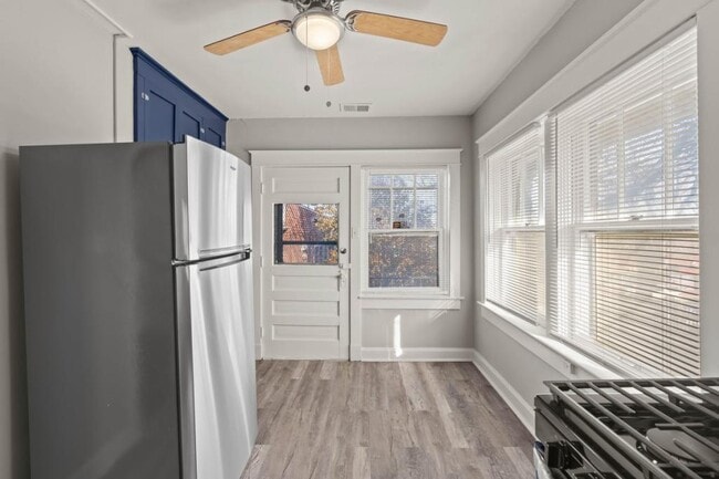 Building Photo - 15 S 17th St