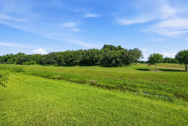 Photo - 1805 Whitebriar Dr