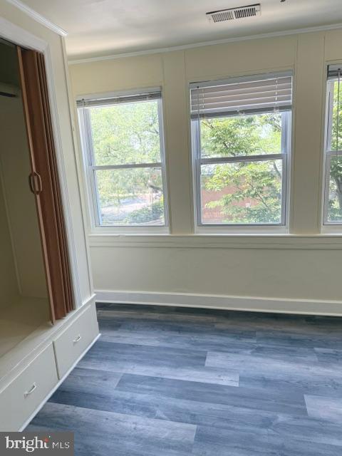 Building Photo - 27 E Main St Unit 201