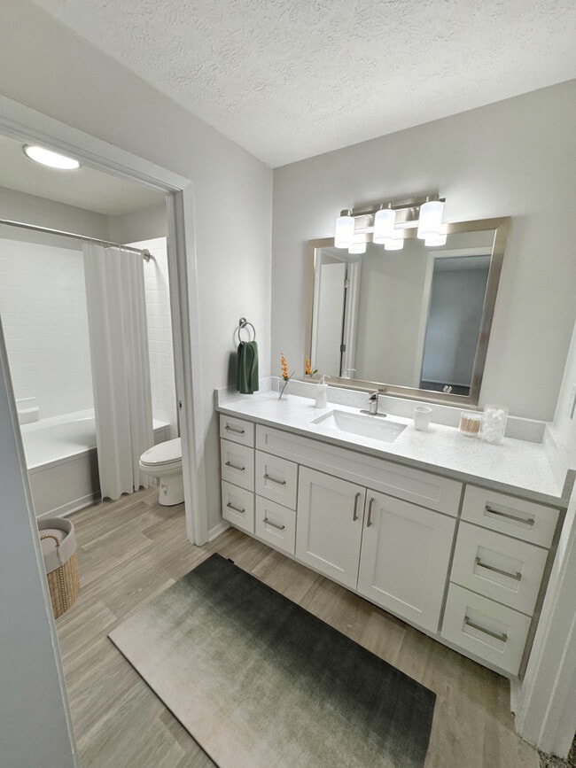 Photo - Ridge Crossings