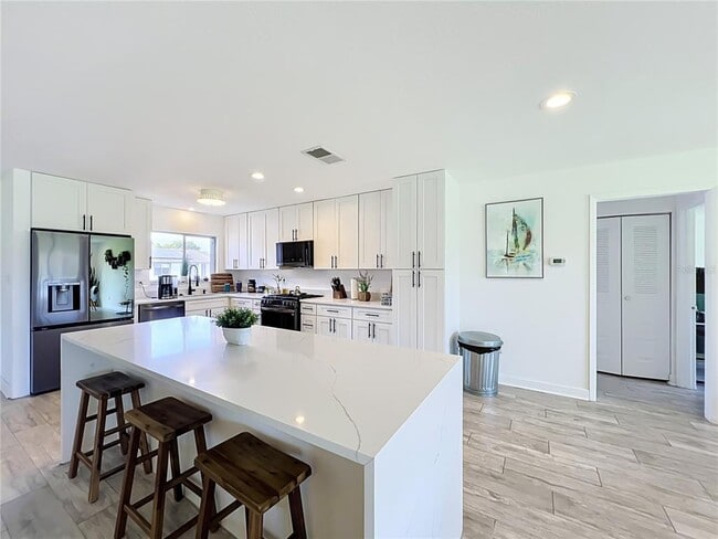 Photo - 5501 Memorial Dr