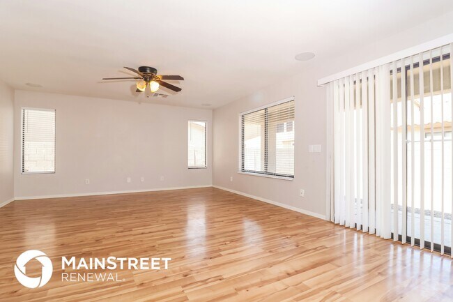 Photo - 2160 E Greenlee Ave