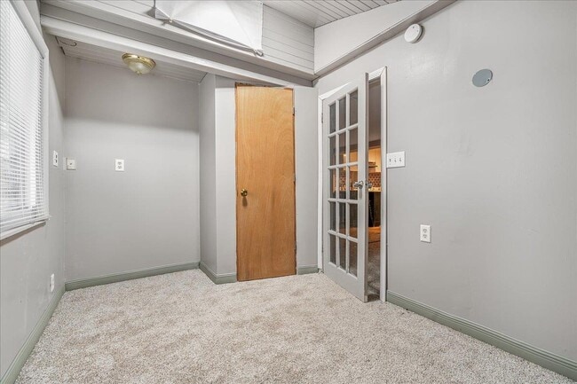 Photo - 2609 Maplewood Ave