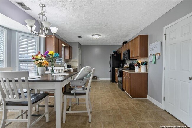 2232 Cliff Swallow Drive
