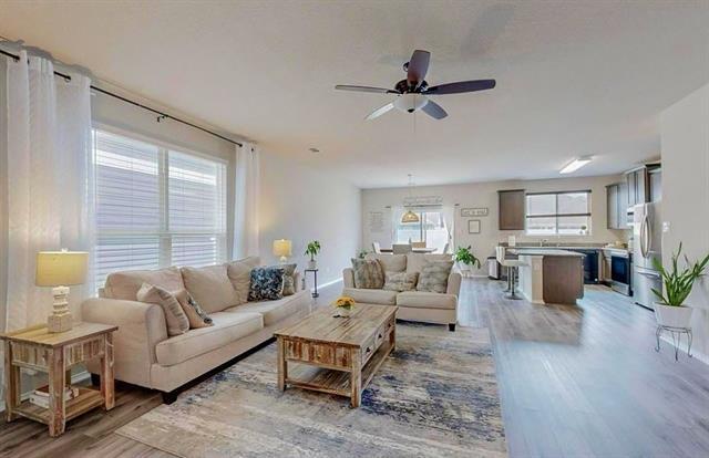 Photo - 1637 Hinckley Ave
