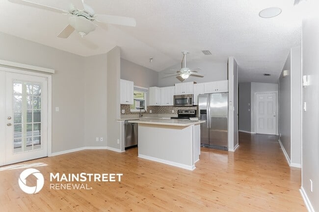 Photo - 6846 SE Raintree Ave