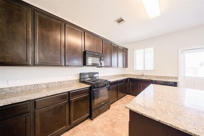 Photo - 15810 Mountain Willow Way