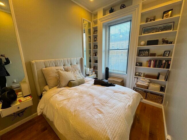 Photo - 115 Beacon St