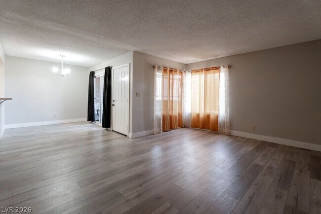 1501 Living Desert Dr Unit D