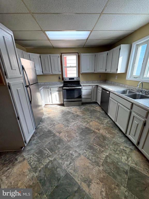 Photo - 303 Harrison St