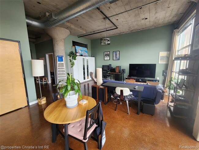 Photo - 55 W Canfield St Unit 204