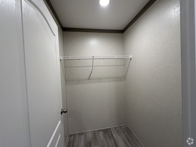 Building Photo - 1080 Revere Ln Rental