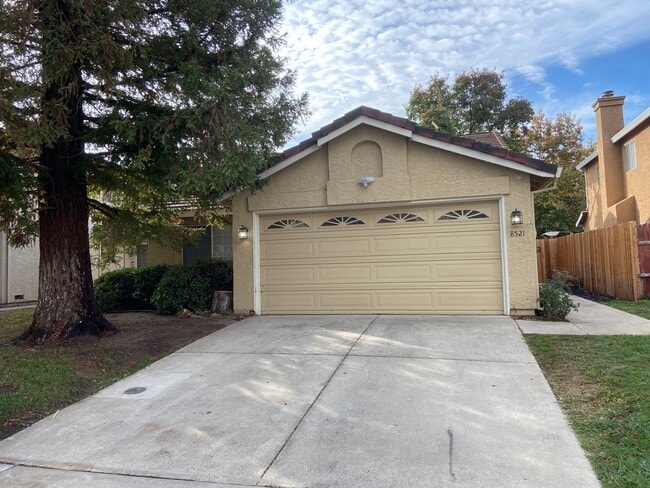 Photo - Antelope Highlands 3 Bdrm, 2 Bath!