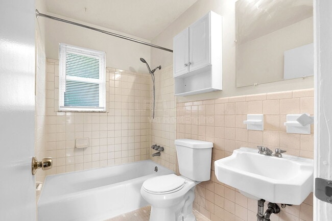 Photo - 1716 Bonnyville Blvd Unit 4