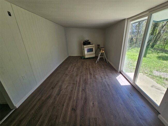 Photo - 6018 Beekman Rd