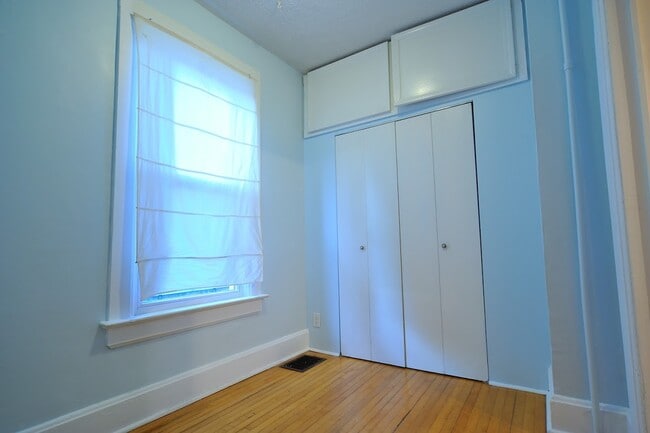 1st floor bedroom - 432 Ferdinand Ave
