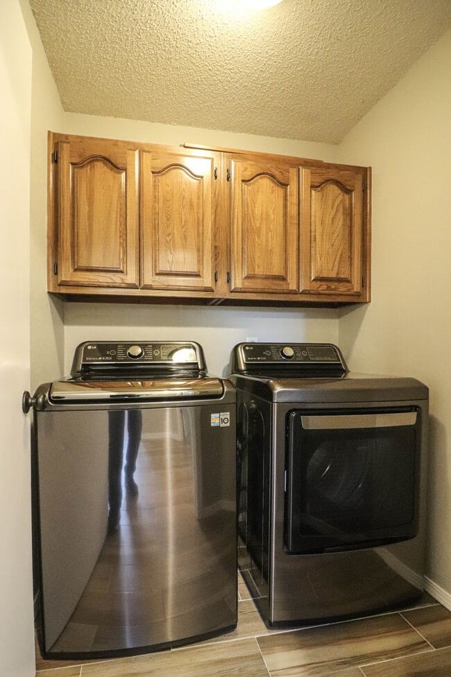 Photo - 4 bedroom, 2 1/2 bath, 2 car garage located in the quiet Summit View subdivision.