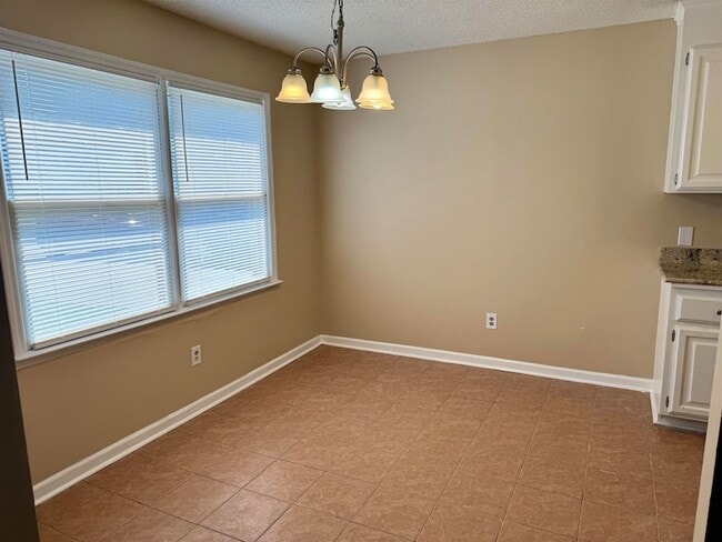 Photo - 4047 Fairway Dr Unit Apartment 1