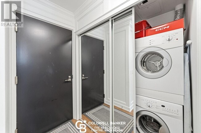 Photo - 15 Beverley St Unit 408