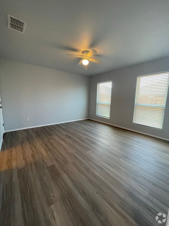 Building Photo - New 3/2/2 Duplex in Northwest Lubbock Unit B Rental