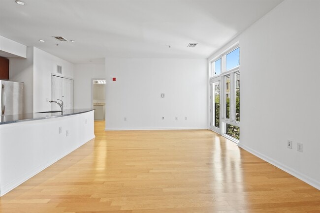 Photo - 1100 Adams St Unit 514