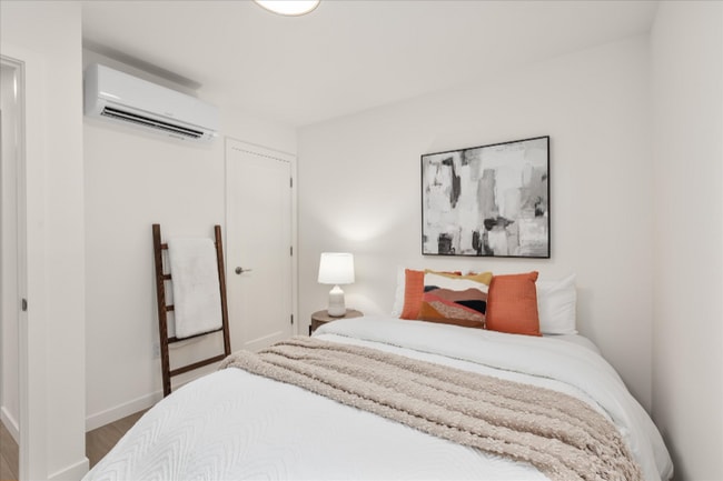 Photo - 2349 NE 127th St