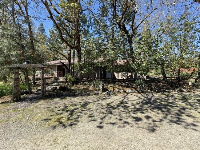 Photo - 9042 Monument Dr