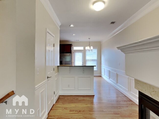 Photo - 213 16th St NW