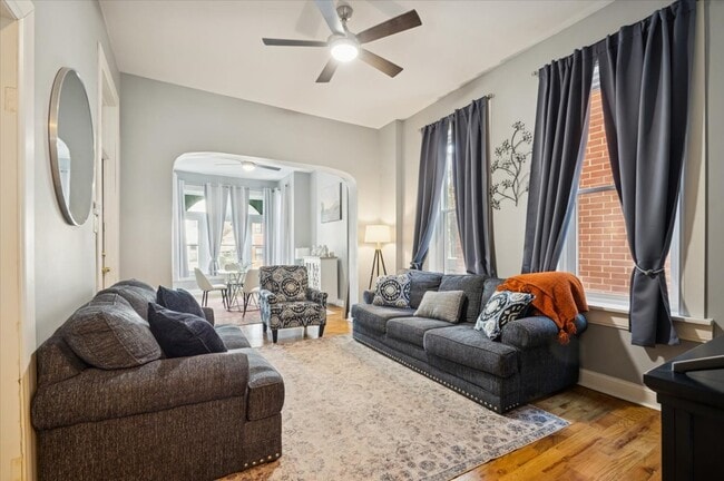 Photo - 1448 N Fairfield Ave Unit 1