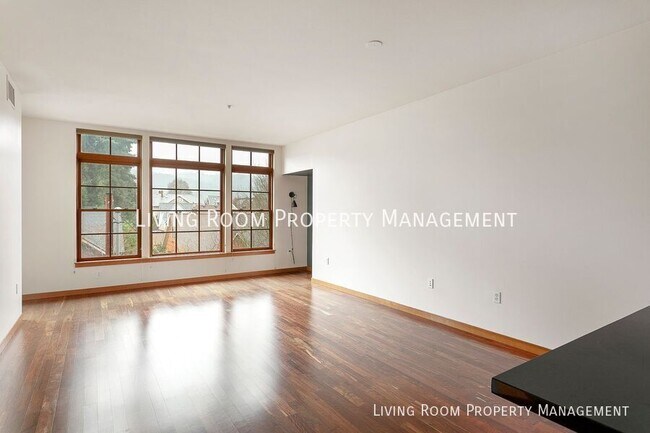 Photo - 2335 NW Raleigh St Unit 331