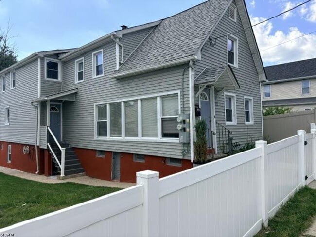 Building Photo - 222 Boston Ave