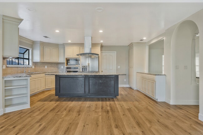 Photo - 5106 Glacier Canyon Ct