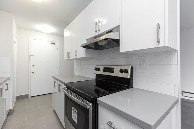 Photo - Skyliner Unit 00903