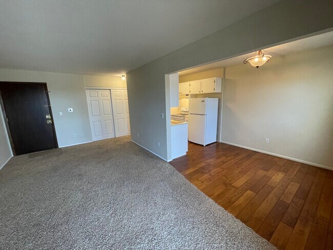 Photo - 4407 Wilshire Blvd Unit 304