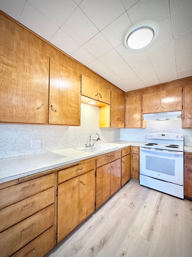 Photo - 3022 22nd Ave W Unit 2