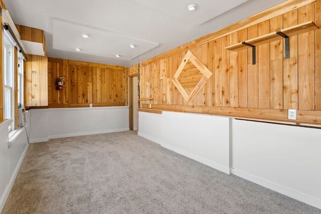 Photo - Now Leasing at The Drake – Classic Portland Living in a Prime Location!
