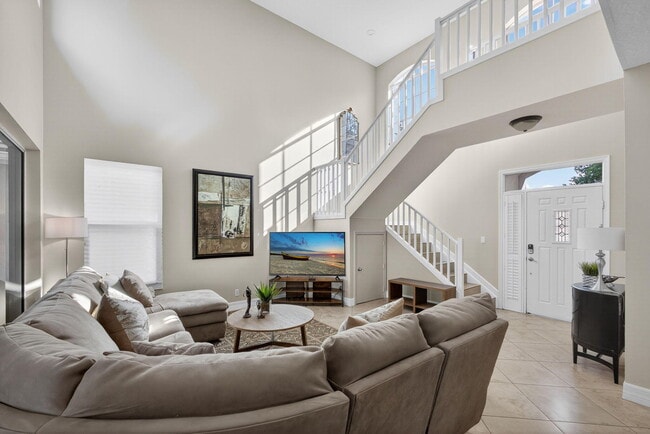 Photo - 8400 Heritage Club Dr