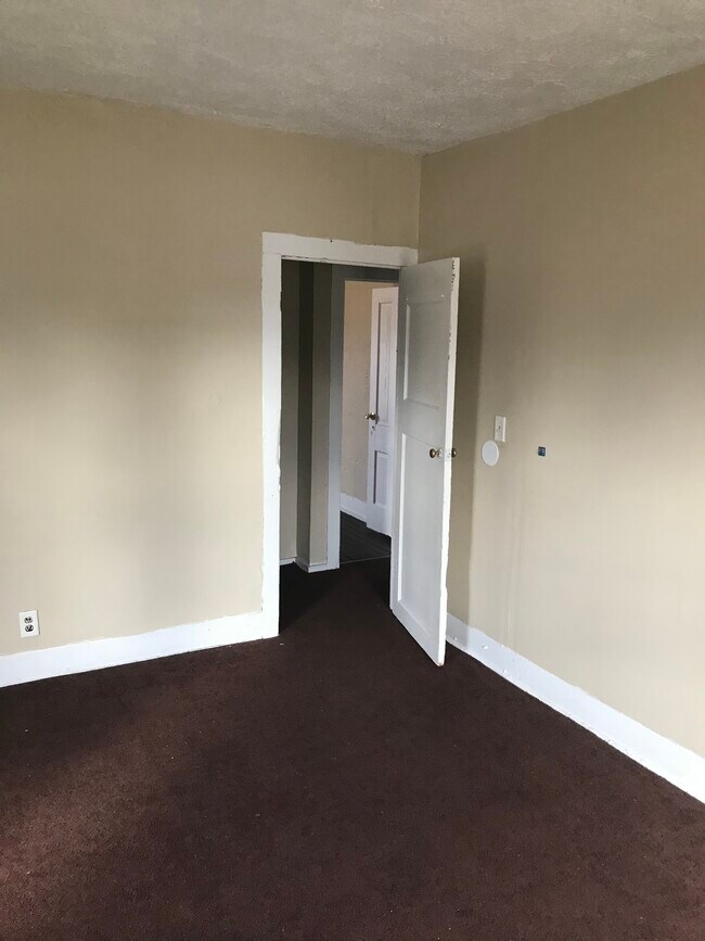 Photo - 350 Atlantic St NW