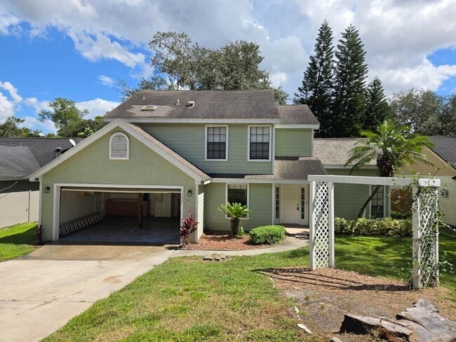 Building Photo - 1232 Woodridge Ct