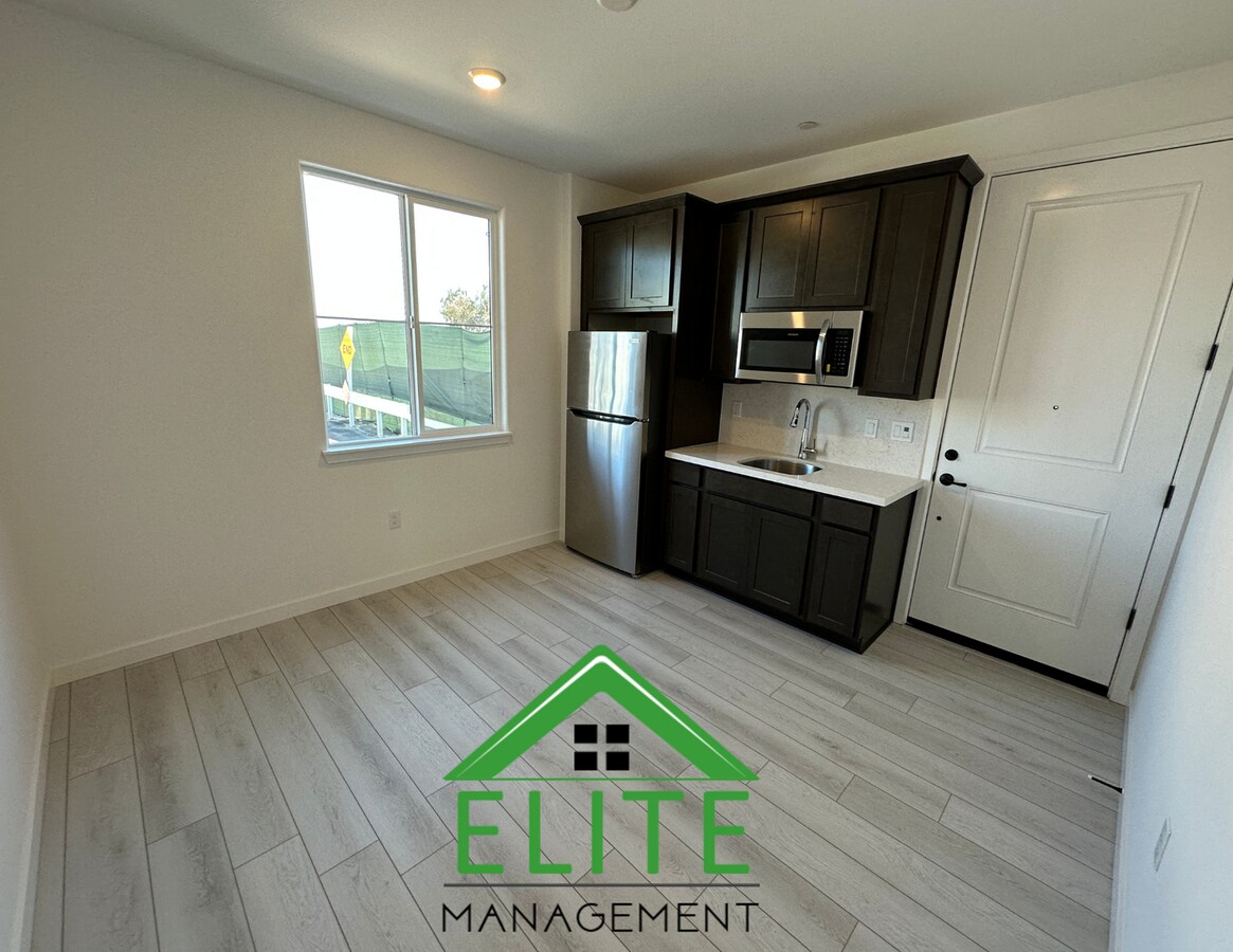 Photo - 7372 Octave St