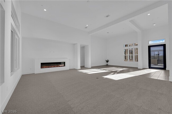 Photo - 4792 Outlook Peak St