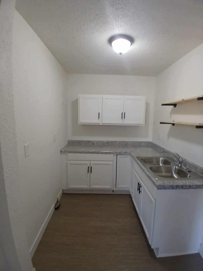 Photo - 901 Virginia St Unit 5