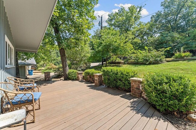 Photo - 16 Duvall Ln