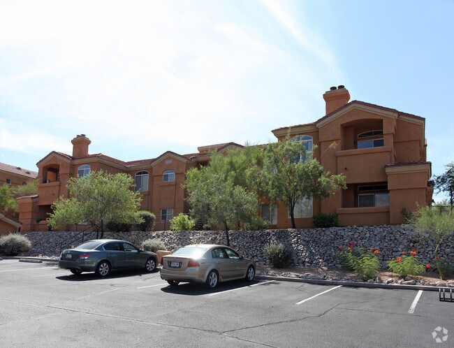 Photo - Pinnacle Canyon Apartments