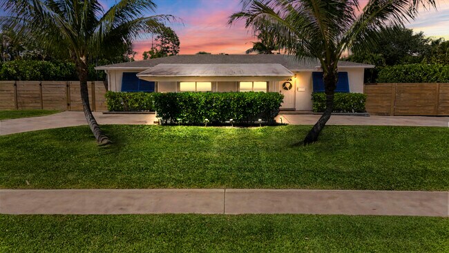 Photo - 549 Fairwind Dr
