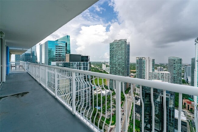 Photo - 1200 Brickell Bay Dr Unit 4024