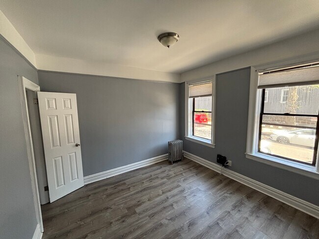 Photo - 141 Duncan Ave