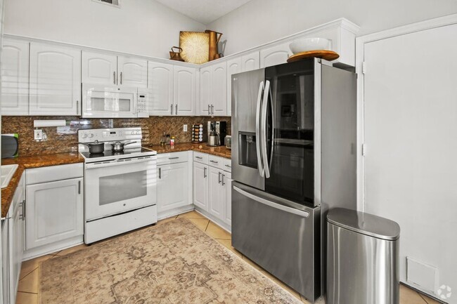 Building Photo - 9165 Beverly Ct Rental